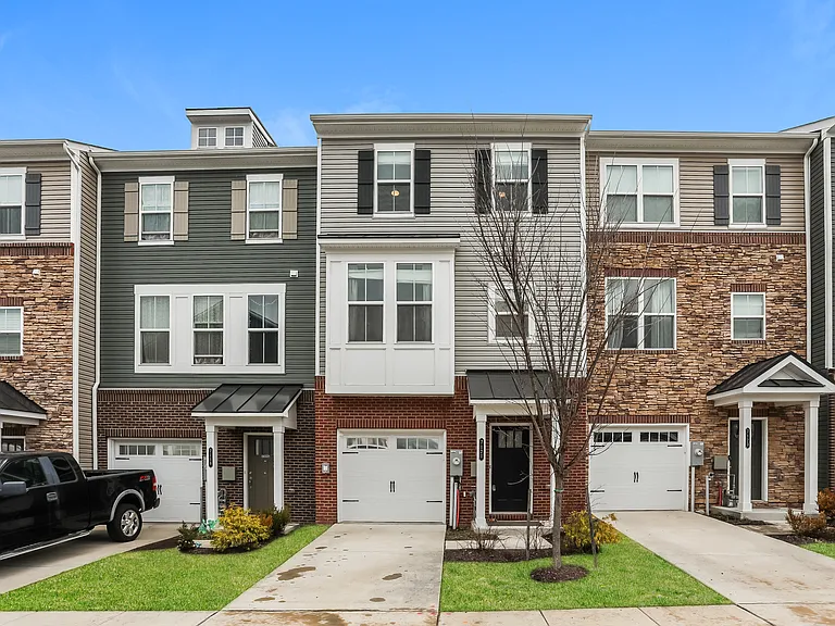 7121 Millstone Rd — Photo 1