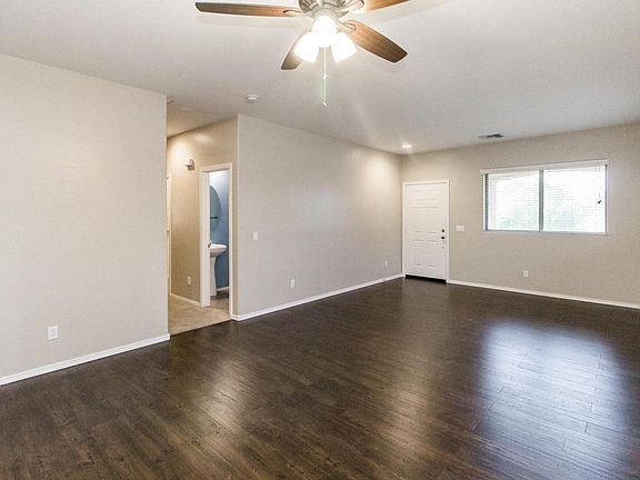 3rd image of 2872 N Taylor Ln