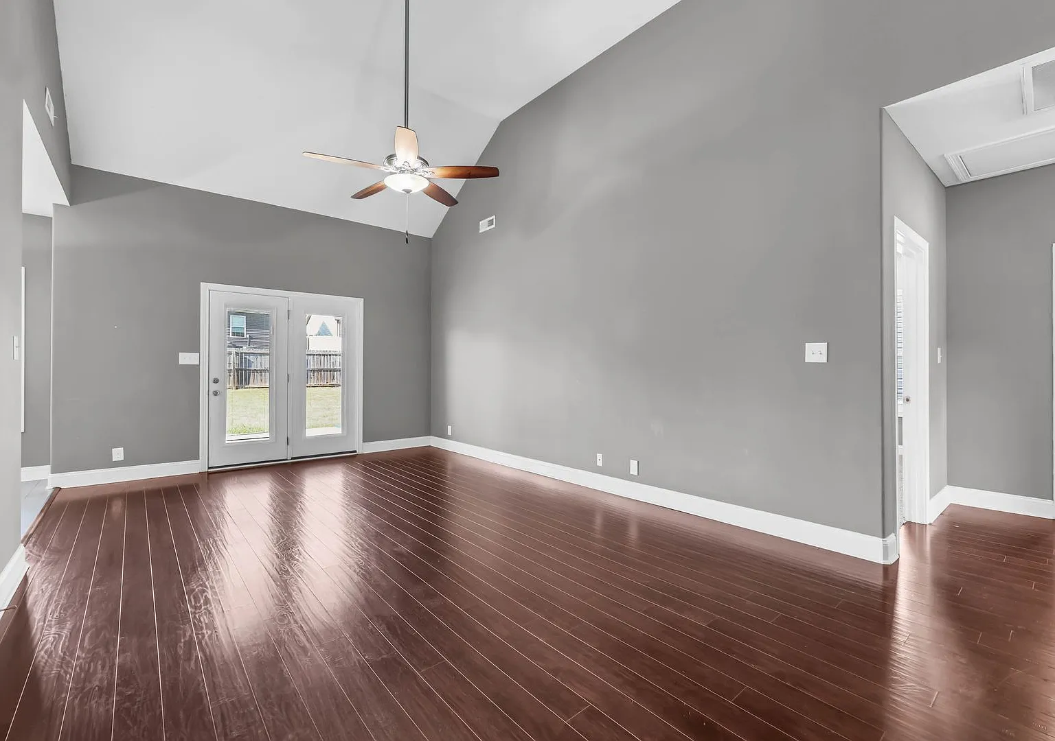256 Azalea Dr. Oak Grove, KY 42262 — Photo 4