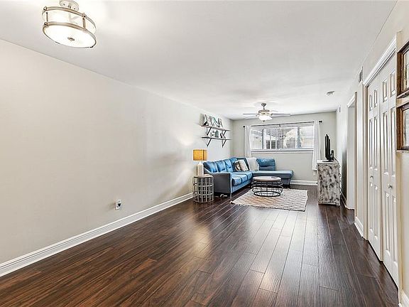 2nd image of 500 Lake Marina Ave APT 220