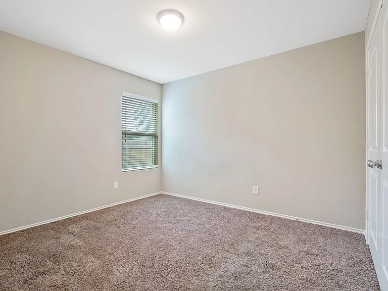 967 Oak Terrace Dr — Photo 8