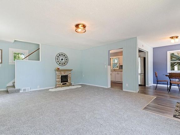 2nd image of 720 5th Ave S