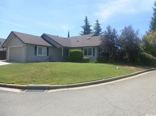 10 Jennifer Ct, Valley Springs, CA 95252
