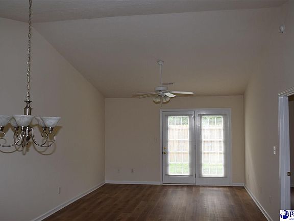 3rd image of 3115 Combray Cir