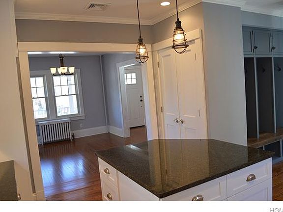 5th image of 136 Sarles Ln