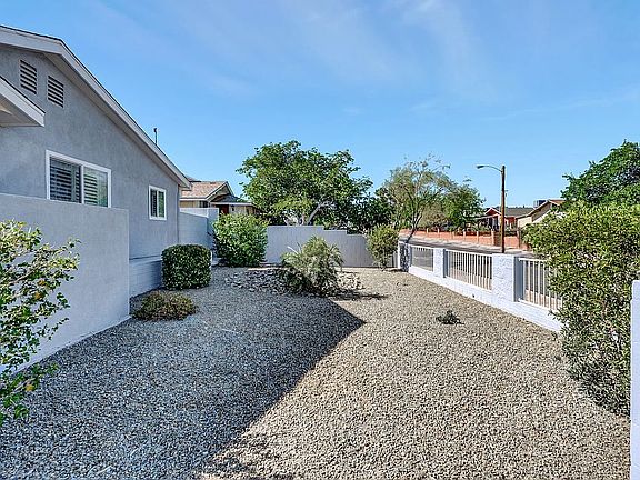 2nd image of 648 Avenue C #C
