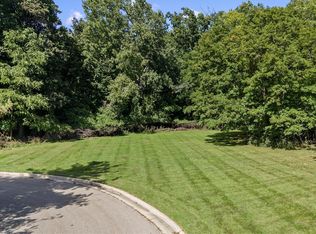 42 Beresford Ct, Bloomfield Hills, MI 48304