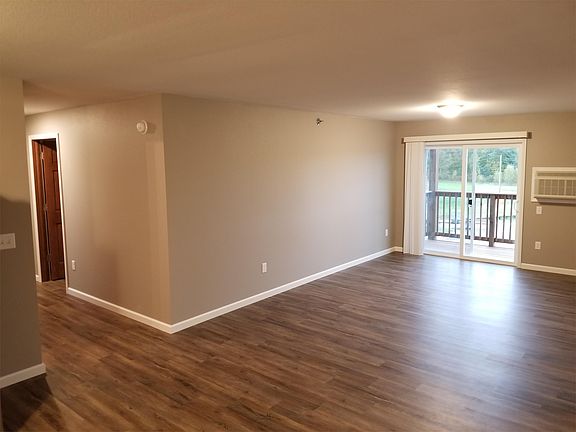 3rd image of 1770 10th Ave E Unit 201