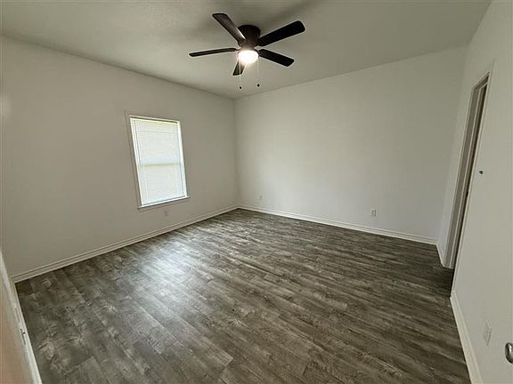 4th image of 108 Wade St Unit 3