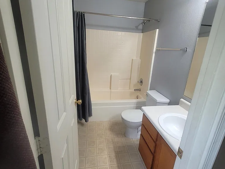 2739 W Silver Creek Ln — Photo 33