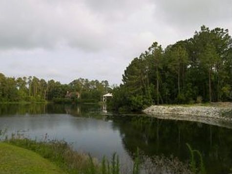2nd image of 141 Palmera Ln