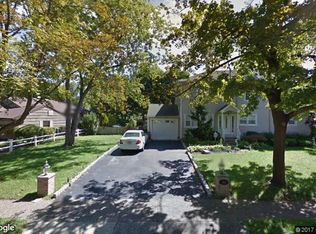 194 Highview Ter, Paramus, NJ 07652