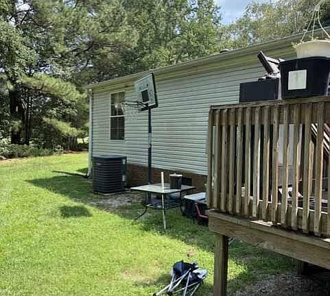 4th image of 2321 Amelia Church Rd