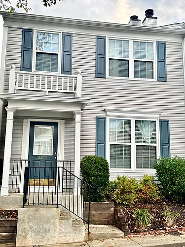 2200 Kilmington Sq Photo 1