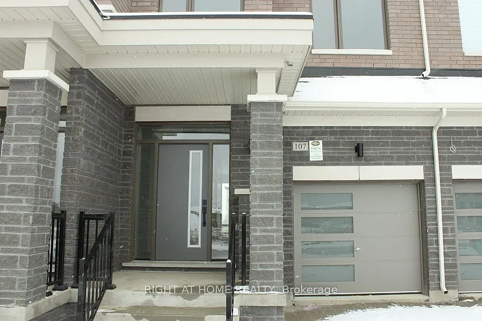 Building Photo - 107 Schmeltzer Cres