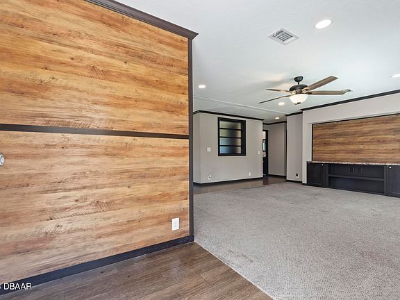 3rd image of 345 Creek Ln