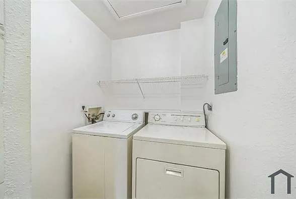 538 SW Tamworth St — Photo 5