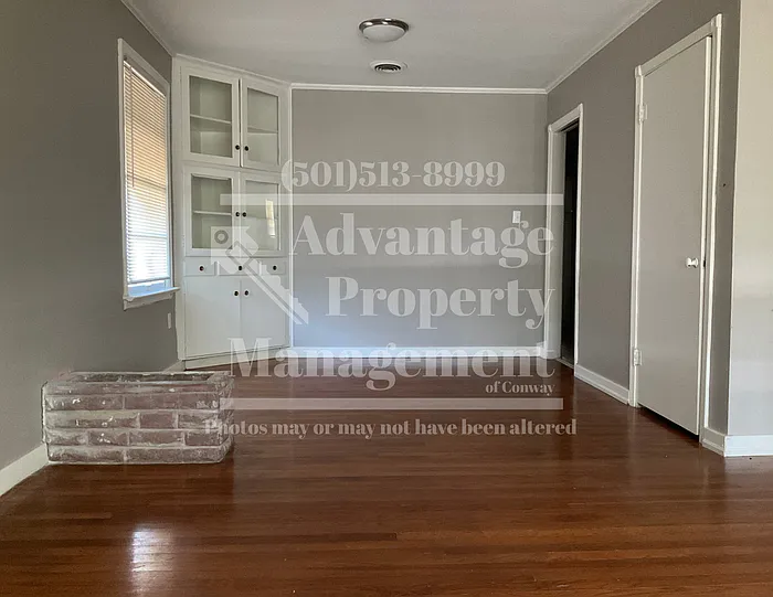 4 bed, 1.0 bath, 1176 sqft, $1,250 — Photo 3
