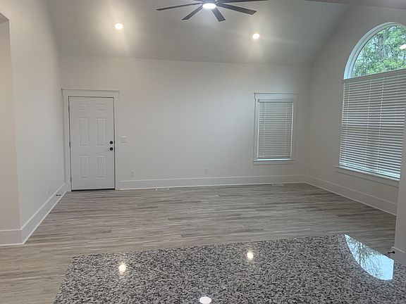 5th image of 3105 NW Parkstone Cove Dr NW