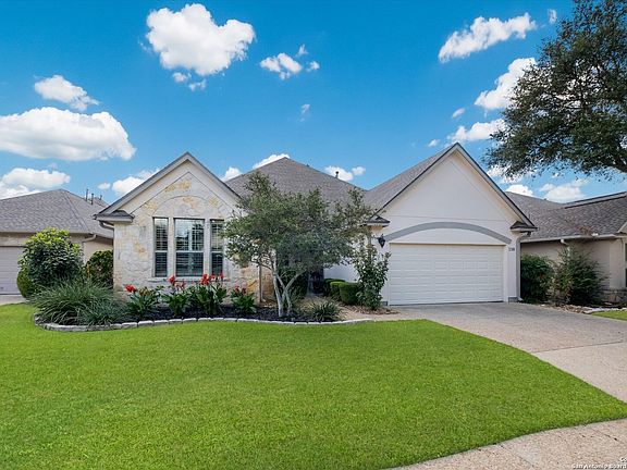 3rd image of 110 Garden Trace