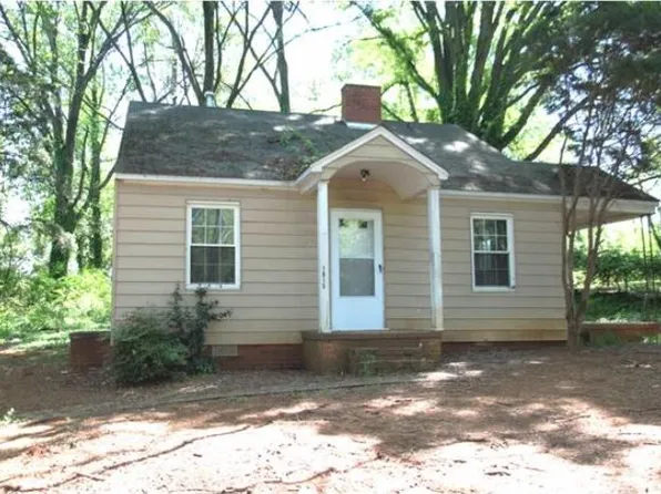 1815 Garibaldi Ave, Charlotte, NC 28208