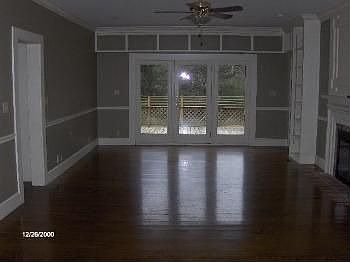 5th image of 211 River Oaks Ln