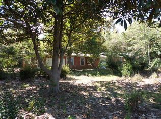 3208 Rosewood Dr, Hattiesburg, MS 39401