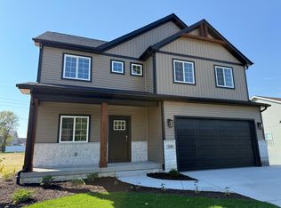 298 Holst Ln, Valparaiso, IN 46385