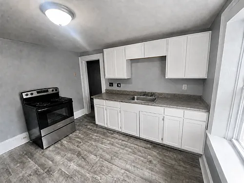9 Genesee St #B Photo 1 9 Genesee St #B Photo 1