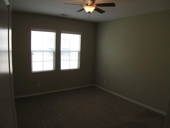 2nd image of 10524 Magnolia Pl
