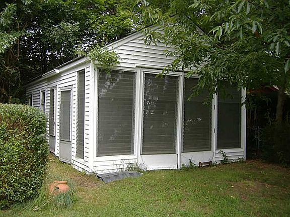 2nd image of 188 Namquid Dr