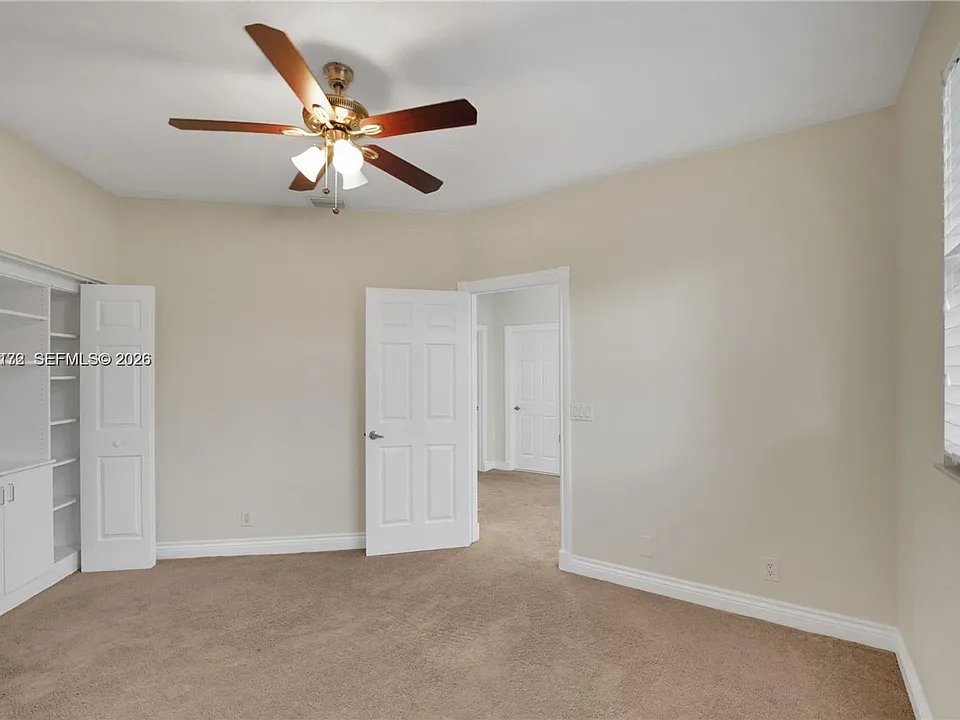 980 Woodland Ave