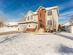 2nd image of 425 E Ivy Woods Ln