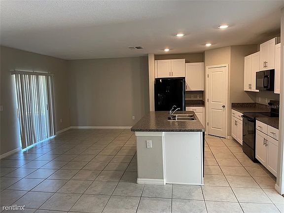 5th image of 11938 Miracle Mile Dr