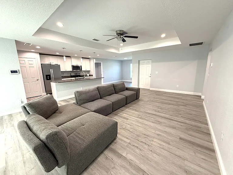 359 Wilton Ave SW — Photo 3
