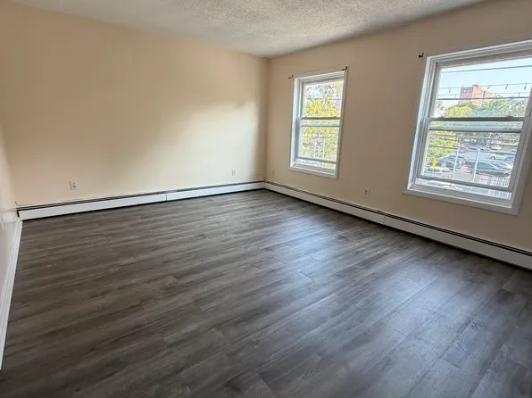 (undisclosed Address), Bronx, NY 10473