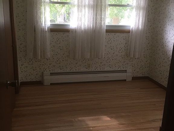 Bedroom2 main floor 