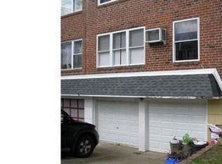 219 Erica St, Philadelphia, PA 19116