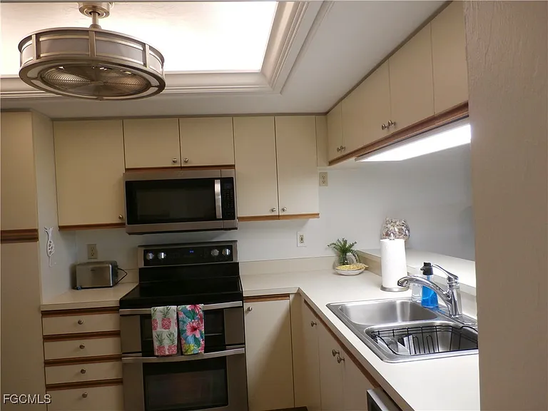 16470 Kelly Cove Dr #2850 — Photo 4