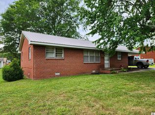 803 N 19th St, Murray, KY 42071