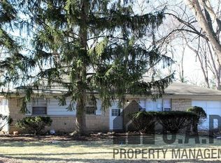 7500 Taney Pl, Merrillville, IN 46410
