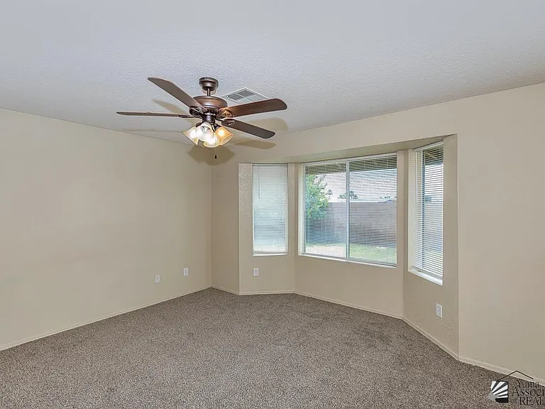7120 E 36th Pl — Photo 14