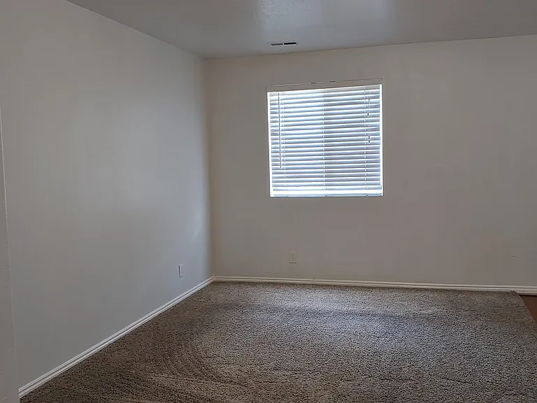 1258 W Bridalwood Loop #1 — Photo 16