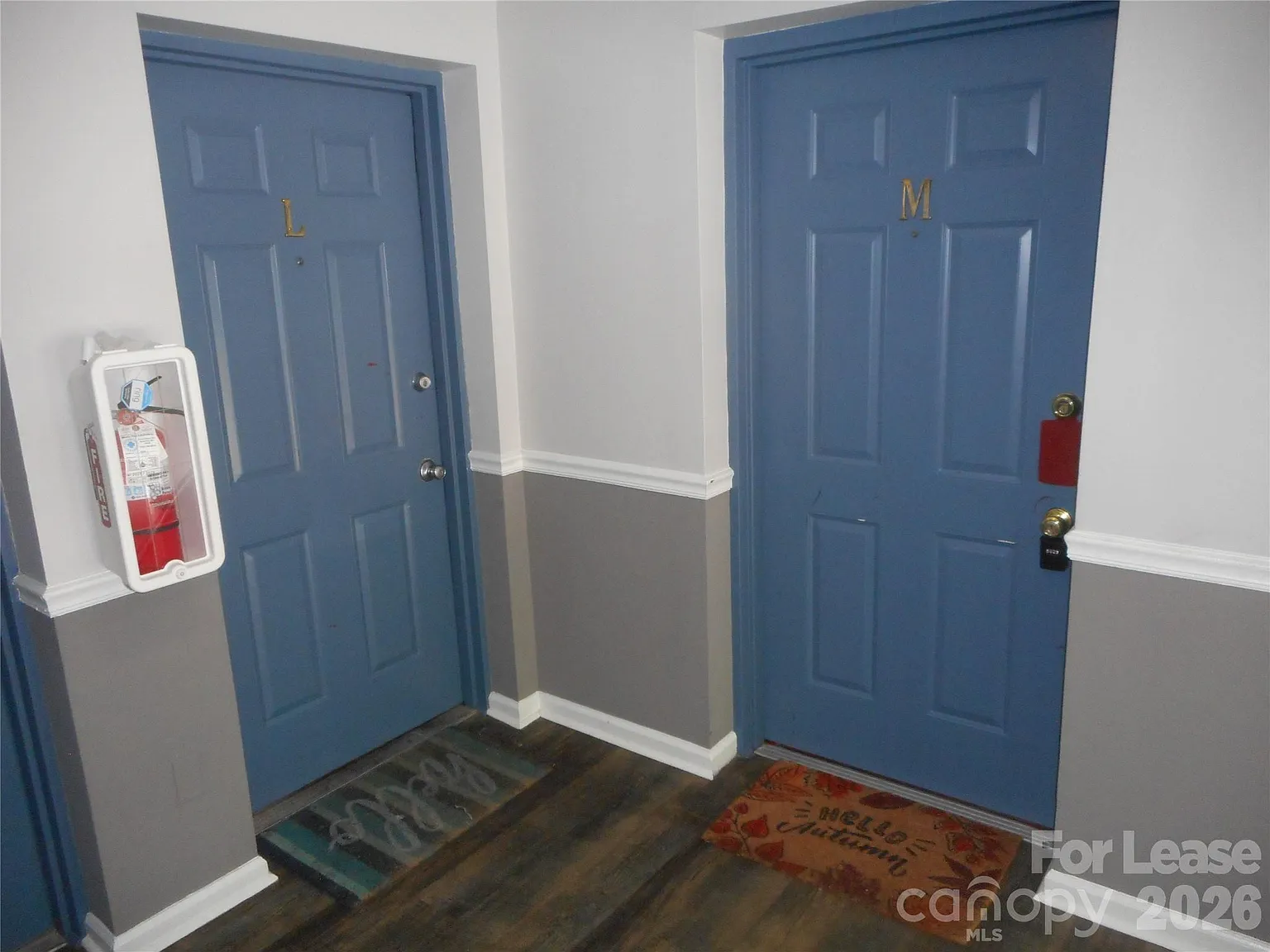 2 bed, 2.0 bath, 843 sqft, $1,295 — Photo 3