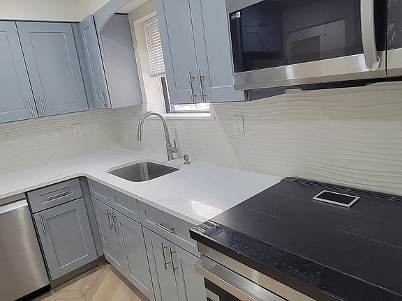 3rd image of 32-05 41st St #2