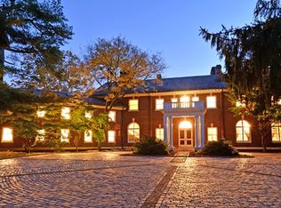 11 Mansion Hill Dr, Muttontown, NY
