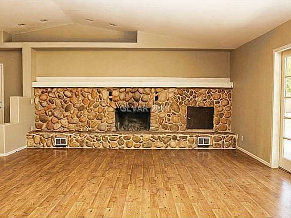 4th image of 7320 W Deer Springs Way