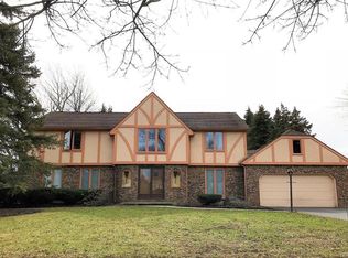 85 Cheshire Ln, East Amherst, NY 14051