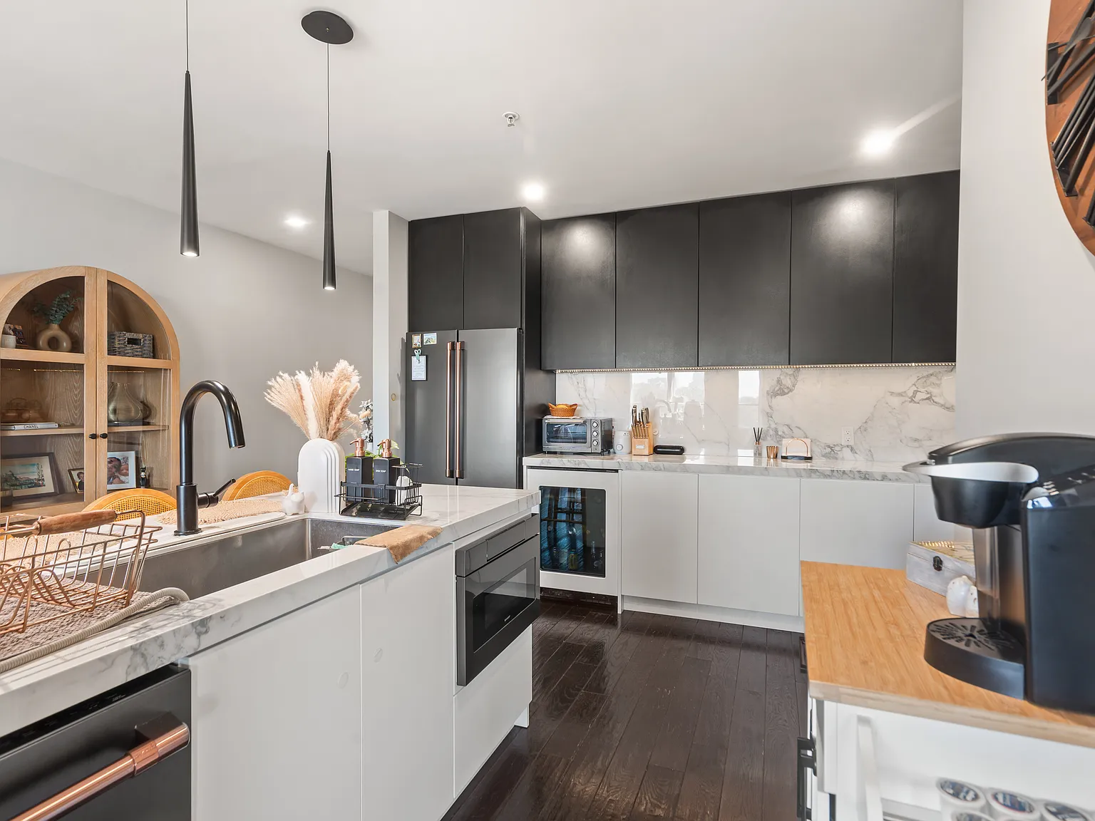 2 bed, $4,500 — Photo 3