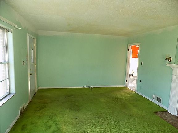 5th image of 1410 N Concord St